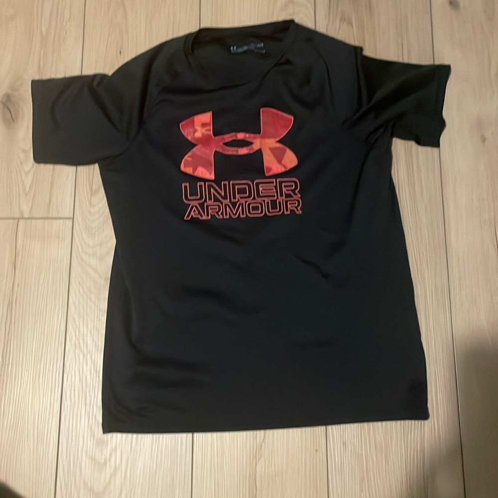 Under Armour dri fit shirt
